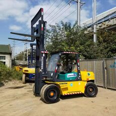 Komatsu FD70-7 diesel forklift