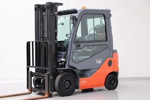 Toyota 02-8FGF18 gas forklift